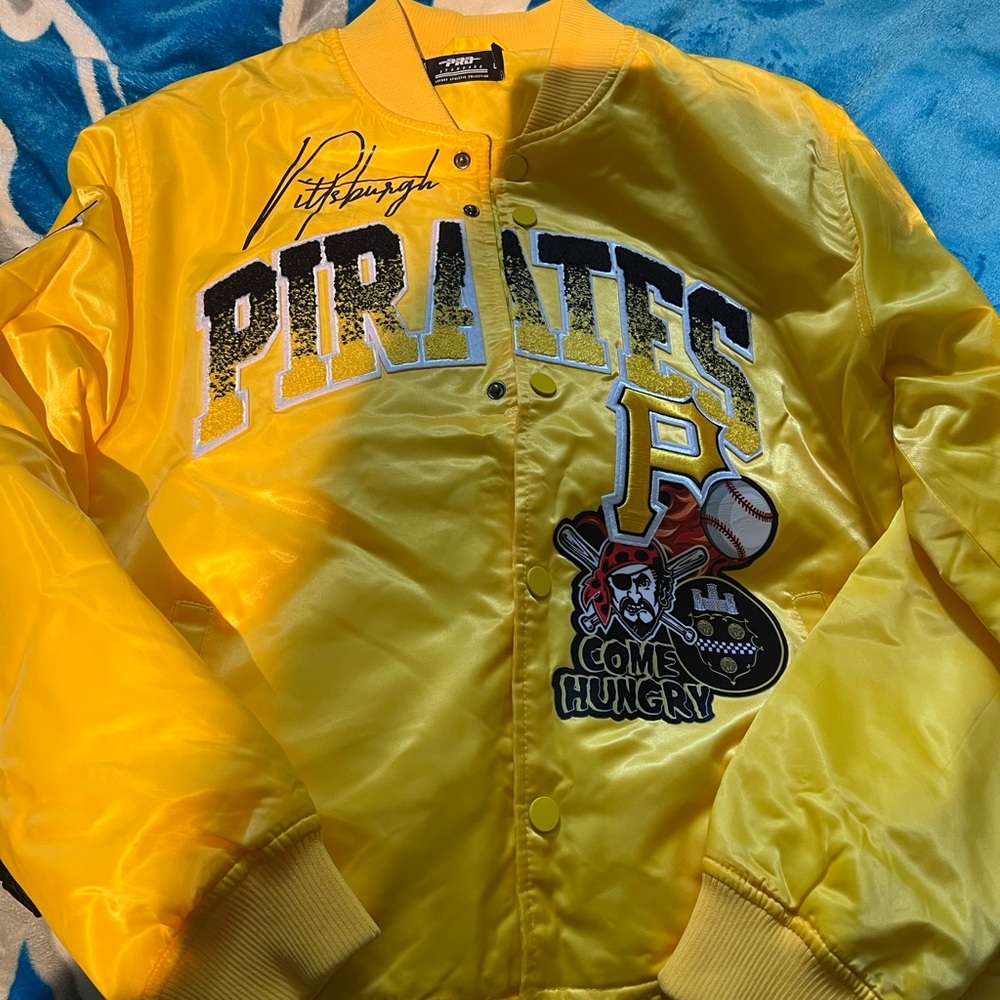 Pittsburgh Pirates Yellow Performance Jacket